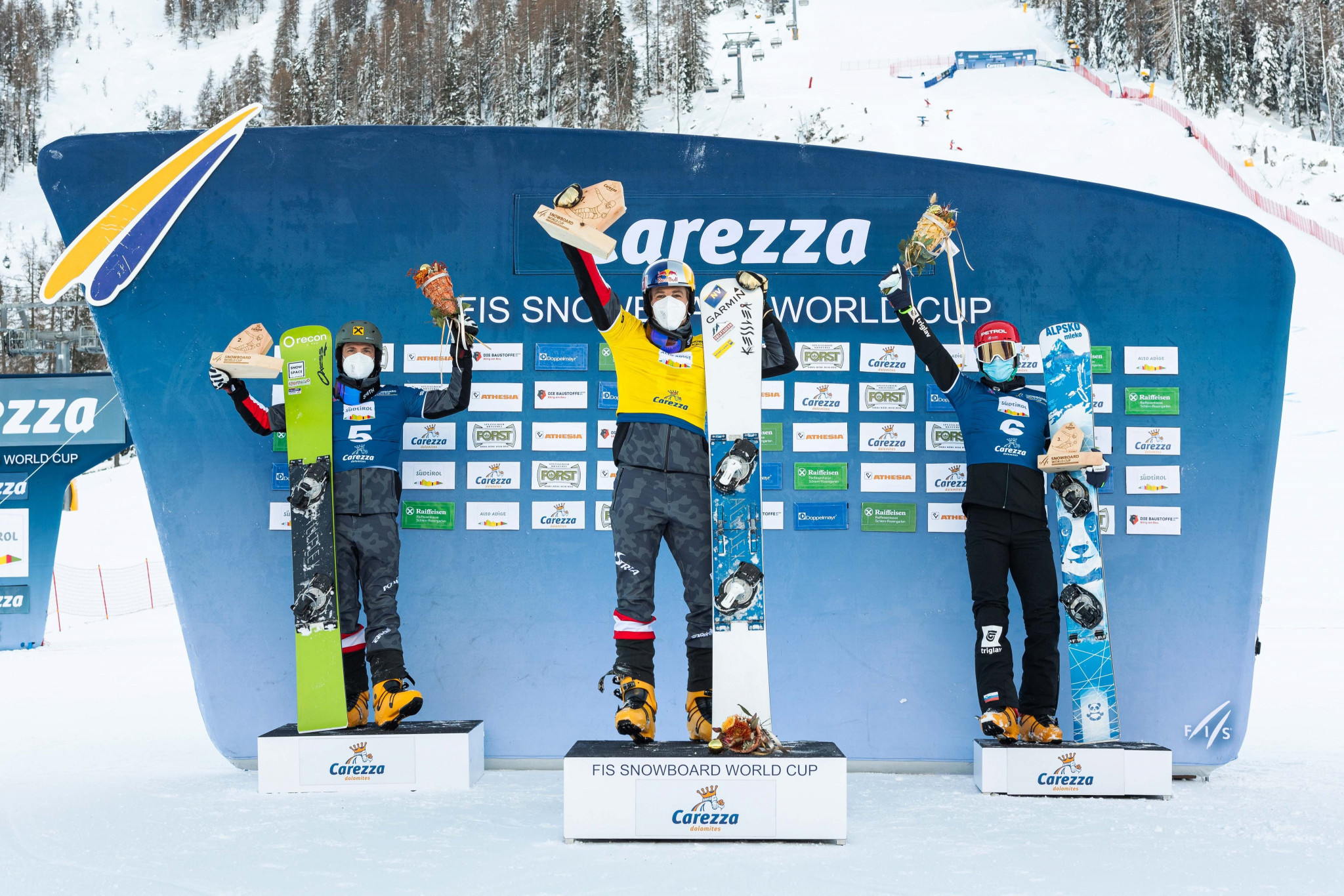 Karl edges Prommegger in all-Austrian parallel giant slalom final in Italy