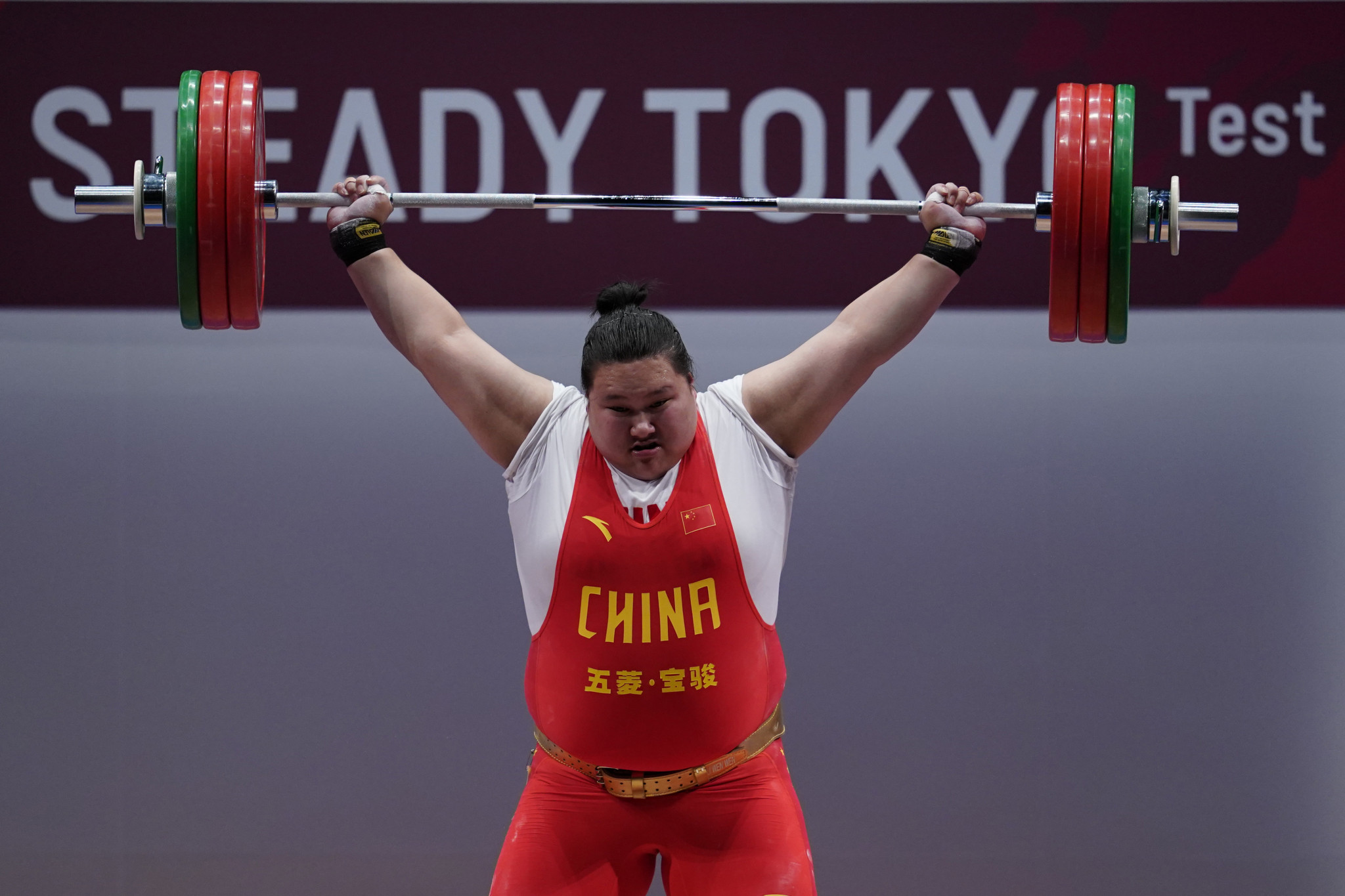 China's Li Wenwen will now be a strong favourite for gold at Tokyo 2020 following Kashirina's suspension ©Getty Images