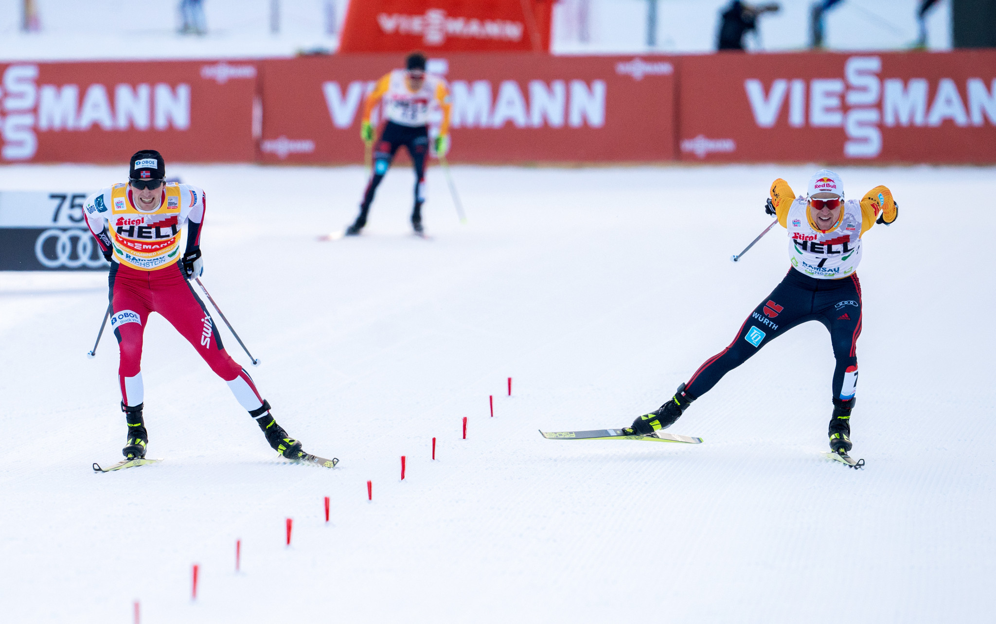 Vinzenz Geiger beat Jarl Magnus Riiber in a sprint for a second time ©Getty Images