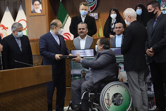 Bust of seven-time Paralympic medallist Nourafshan unveiled in Tehran