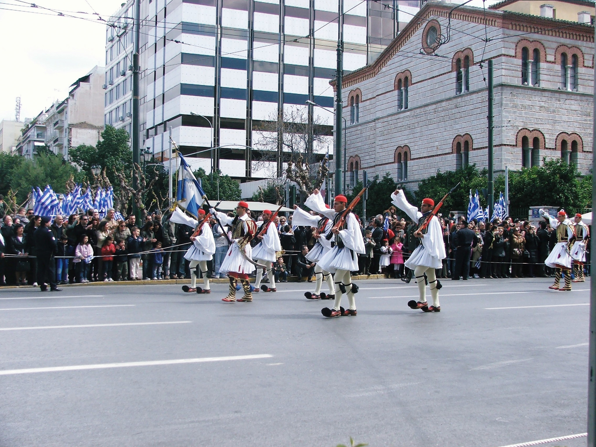 An annual parade through Athens commemorates the 1821 Greek War of Independence ©Philip Barker