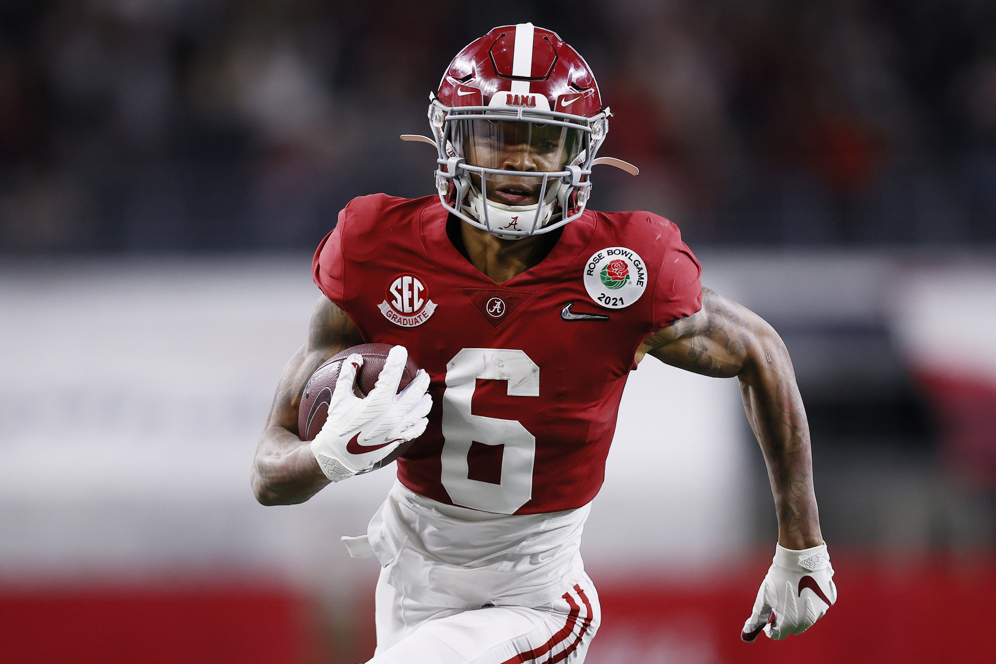 DeVonta Smith is the first wide receiver to win the award in 29 years  ©Getty Images