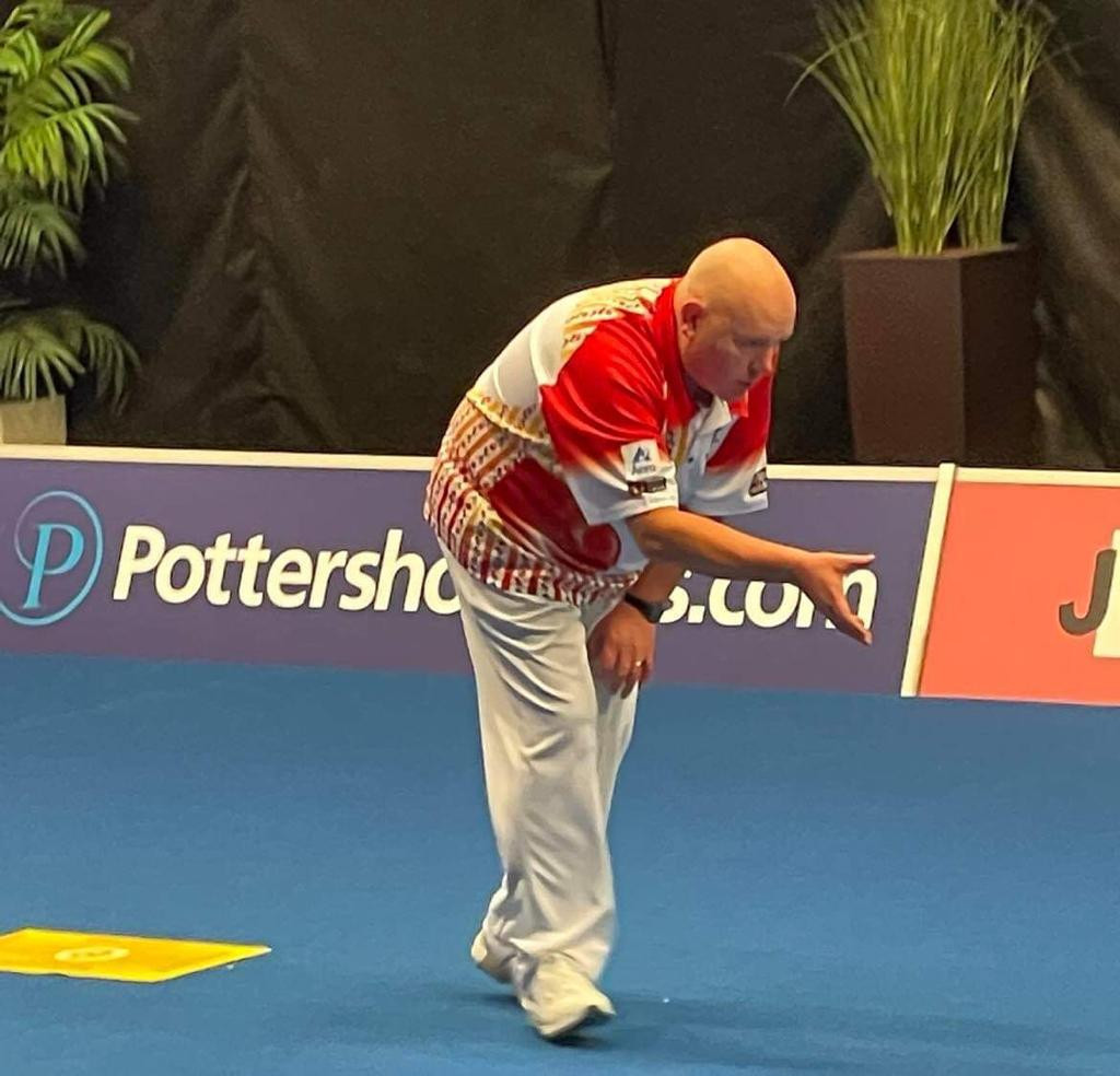 Marshall and Rednall win as open singles first round continues at World Indoor Bowls Championships