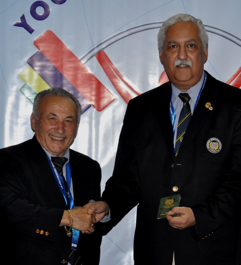 IWF Interim President Mike Irani, right, promised a complete revision of the body's constitution ©IWF
