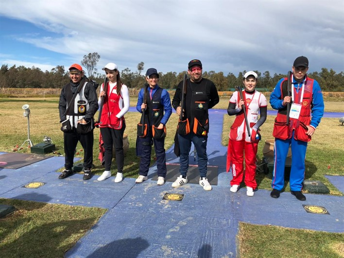 Spanish duo Alberto Fernández and Fátima Gálvez topped the podium in the mixed team trap event ©ISSF