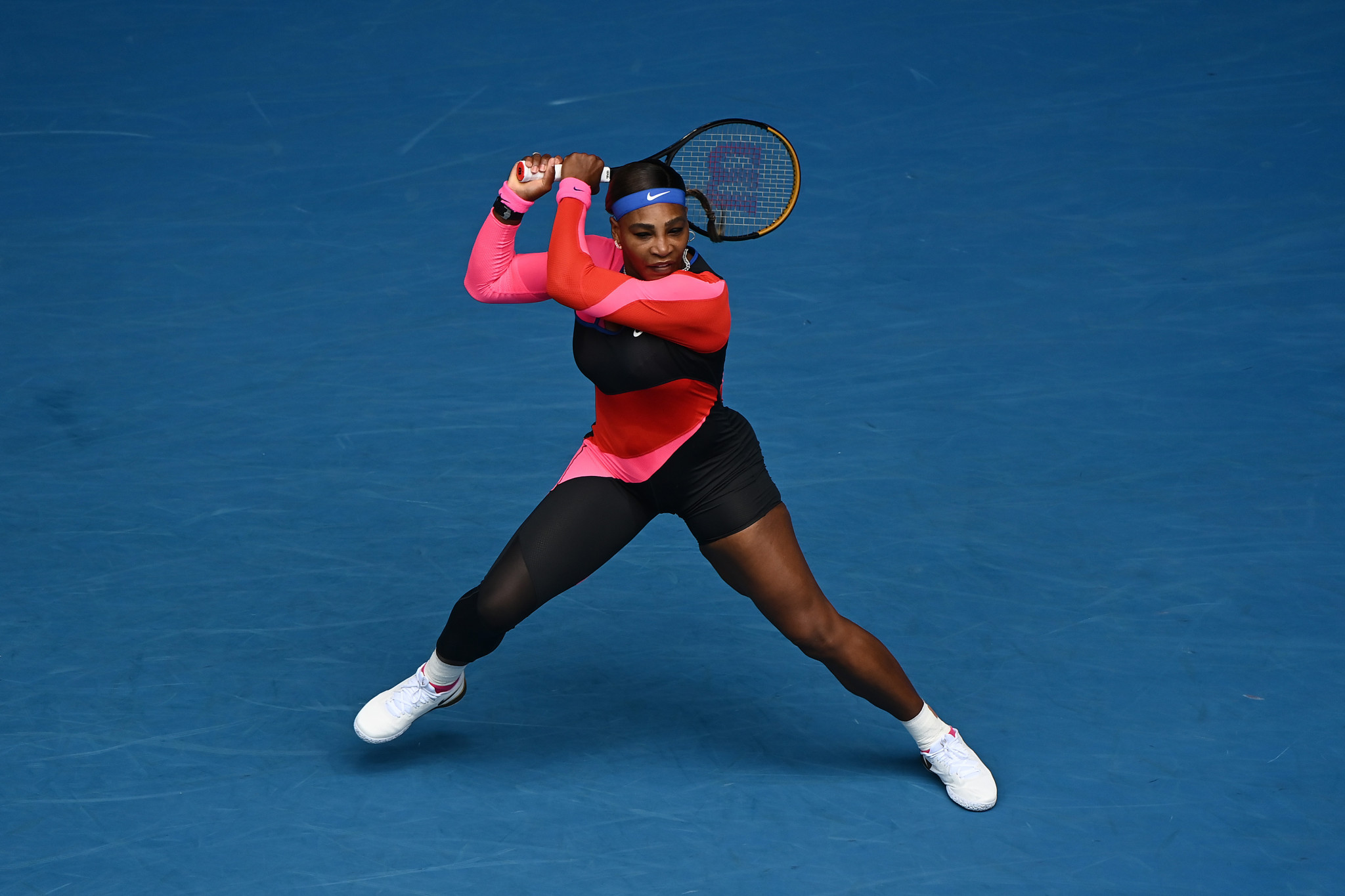Serena Williams required less an hour to book her place in the second round of the Australian Open ©Getty Images