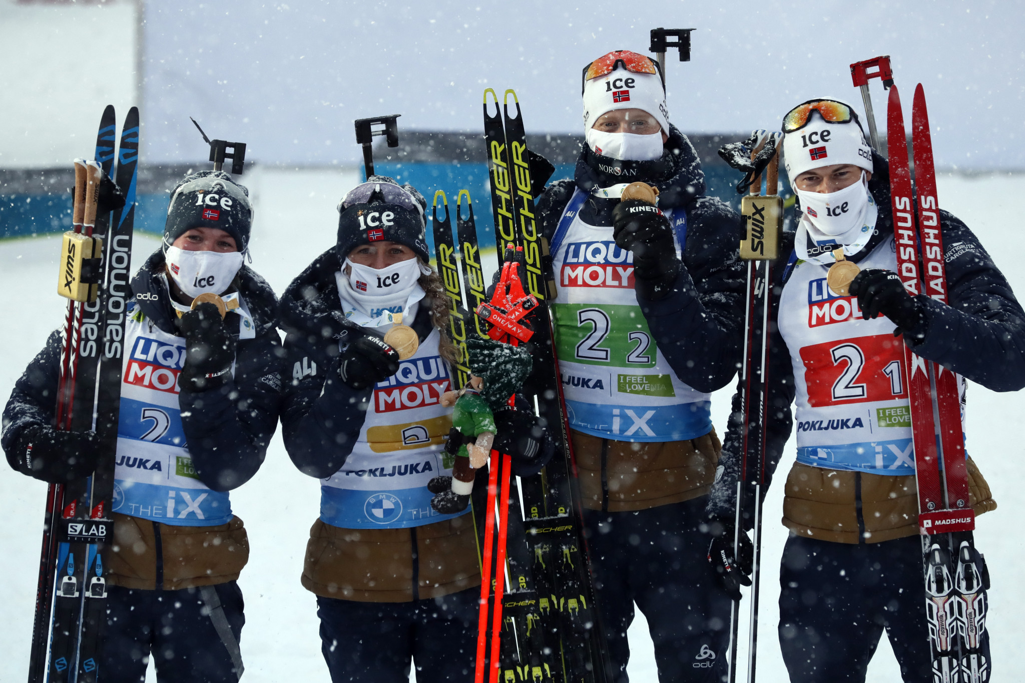 Norway triumph in mixed relay as IBU World Championships begin in Pokljuka