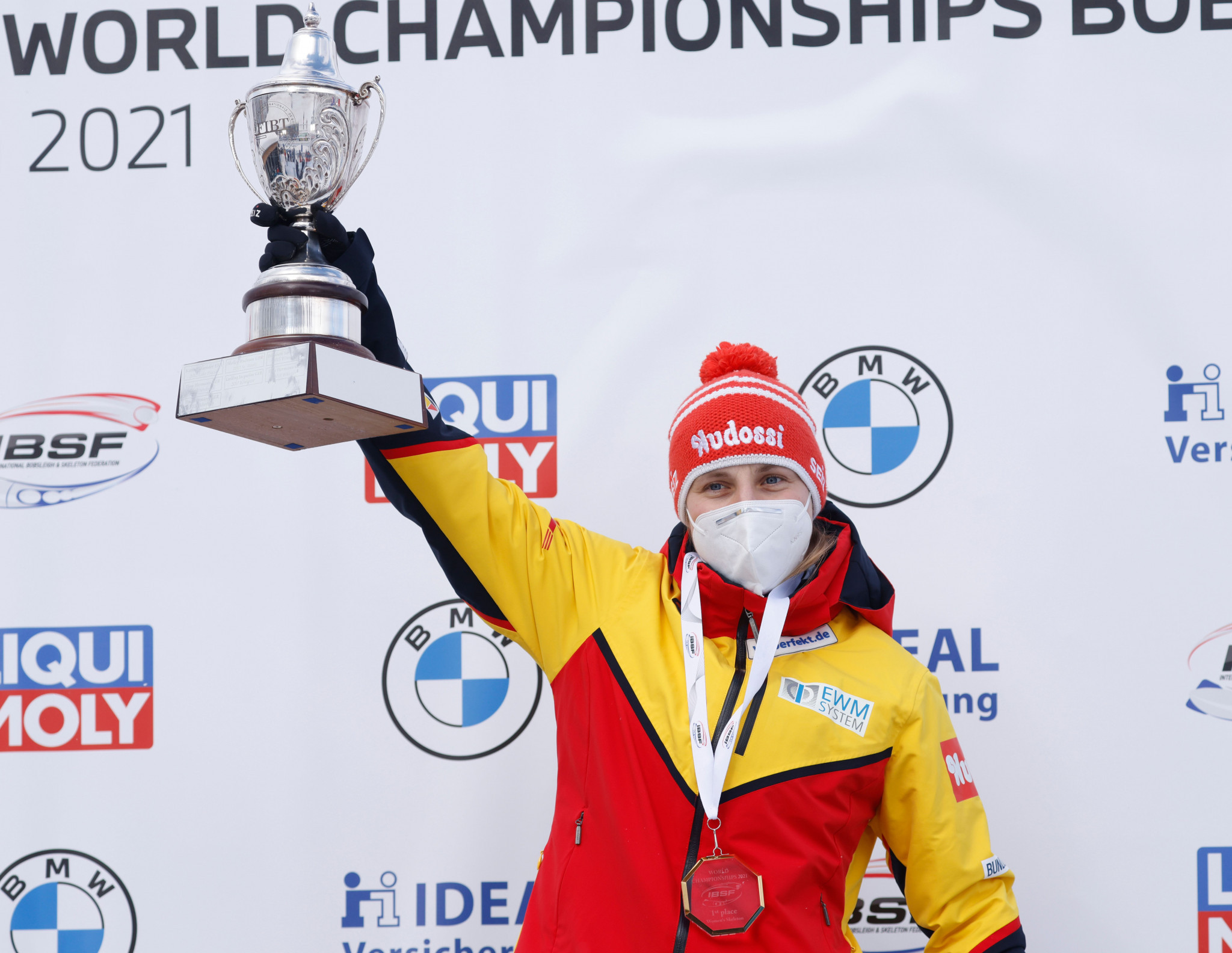 Hermann completes turnaround to win women's skeleton title at IBSF World Championships