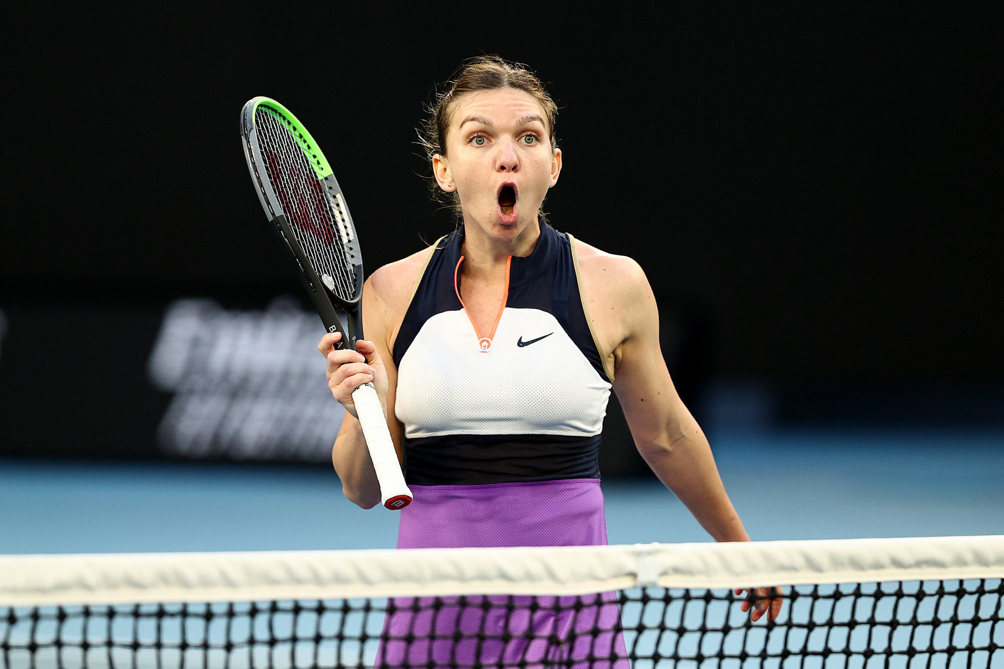 Romania's Simona Halep enjoyed a comfortable passage through to the fourth round ©Getty Images