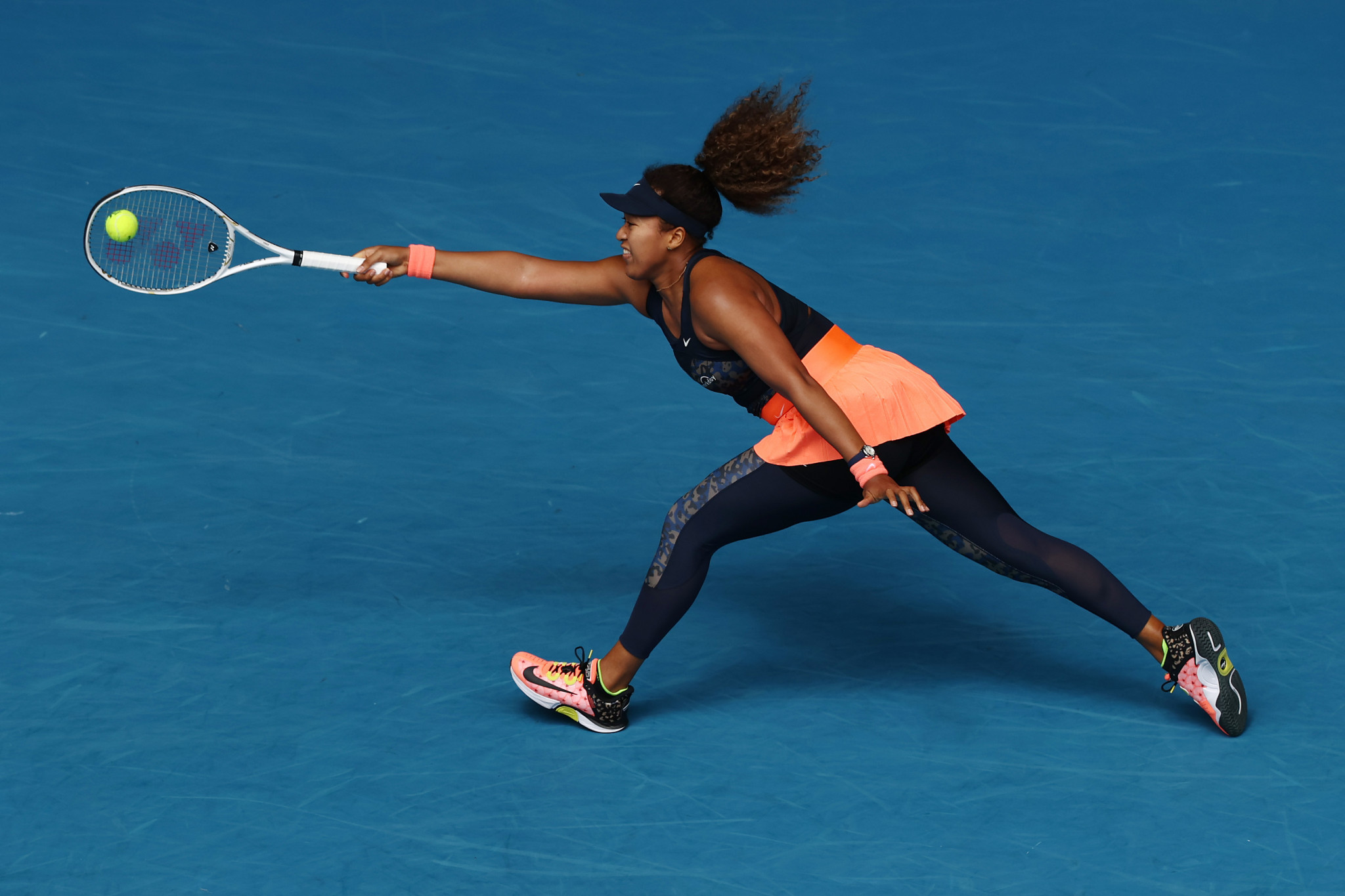 Japan's Naomi Osaka also booked a place in the quarter-finals, coming back from one set down to defeat Spaniard Garbiñe Muguruza ©Getty Images
