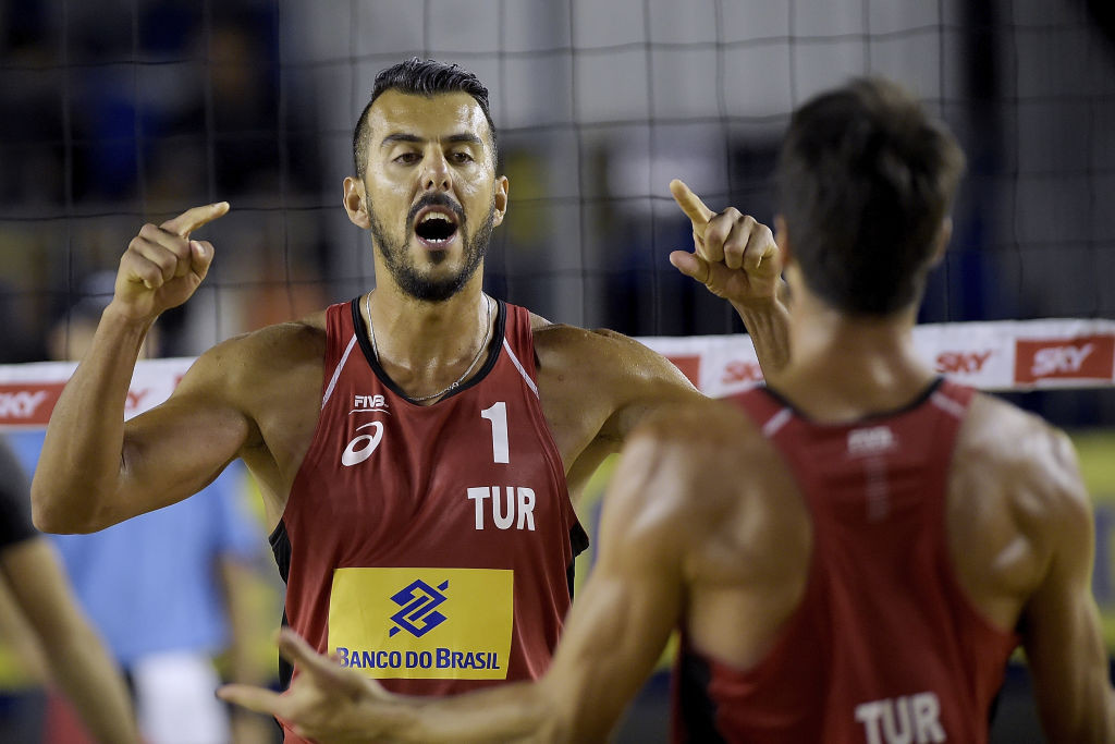 Turkey’s Murat Giginoglu and Volkan Gogtepe are through to the semi-finals of the Doha Beach Volleyball Cup ©Getty Images