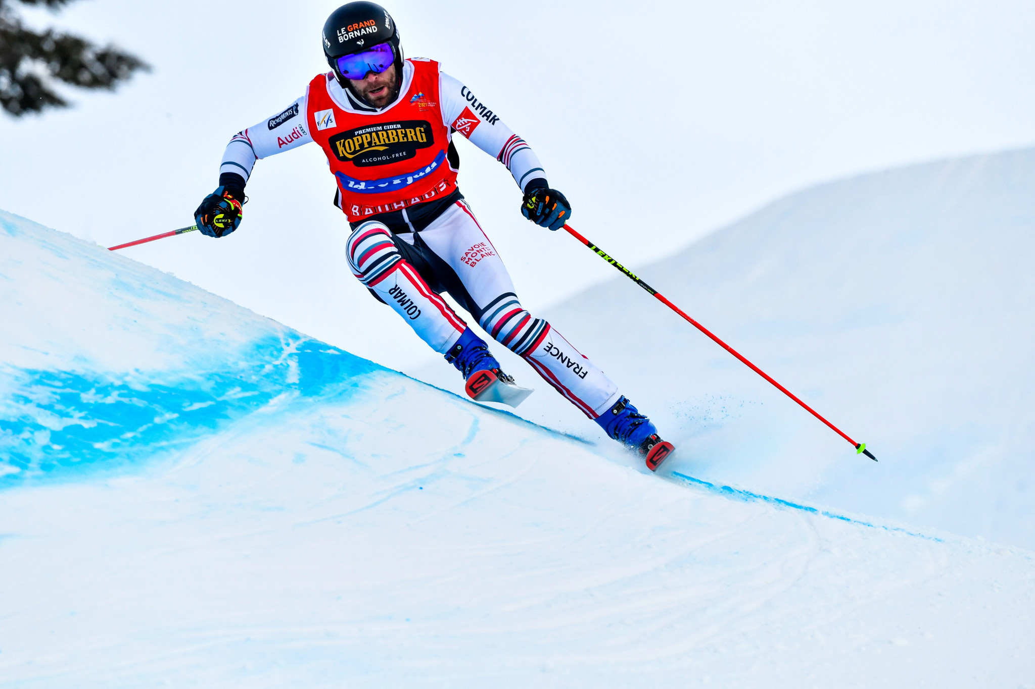 Midol and Smith top qualifying at FIS Ski Cross World Cup in Bakuriani