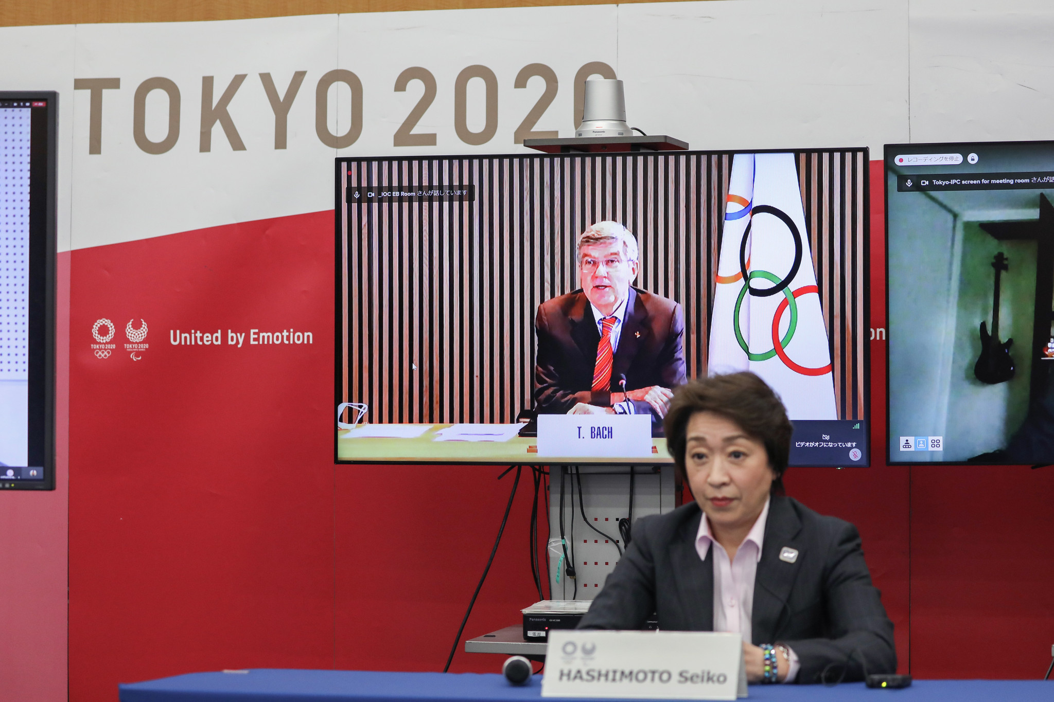 IOC President Thomas Bach spoke to Tokyo 2020 President Seiko Hashimoto at a recent meeting ©Getty Images
