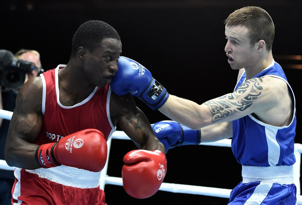 Steven Donnelly (right) has secured Ireland's only welterweight place at Rio 2016