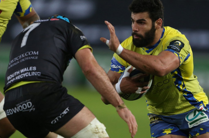 Clermont Auvergne flanker Viktor Kolelishvili pictured during the weekend match against Ospreys in which he pushed referee Wayne Barnes, for which he was subsequently banned for 14 weeks ©Getty Images