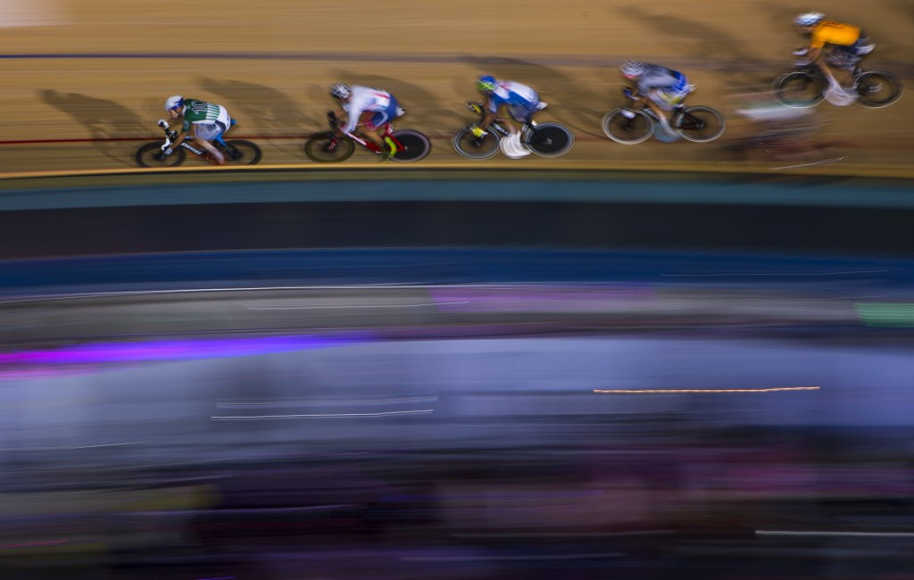 The format is similar to the European six day circuit, where entertainment normally takes place alongside racing