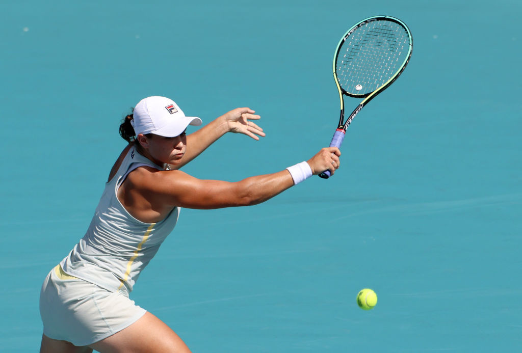 Barty to face Azarenka for place in quarter-finals at Miami Open