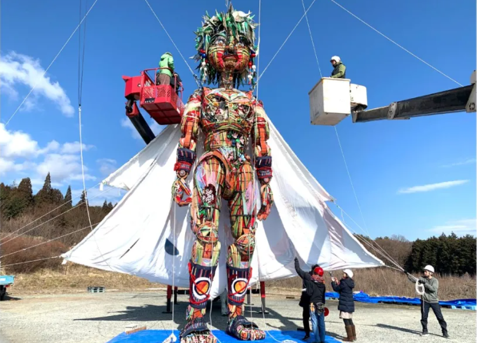 Giant puppet MOCCO unveiled for Tokyo 2020 Nippon Festival