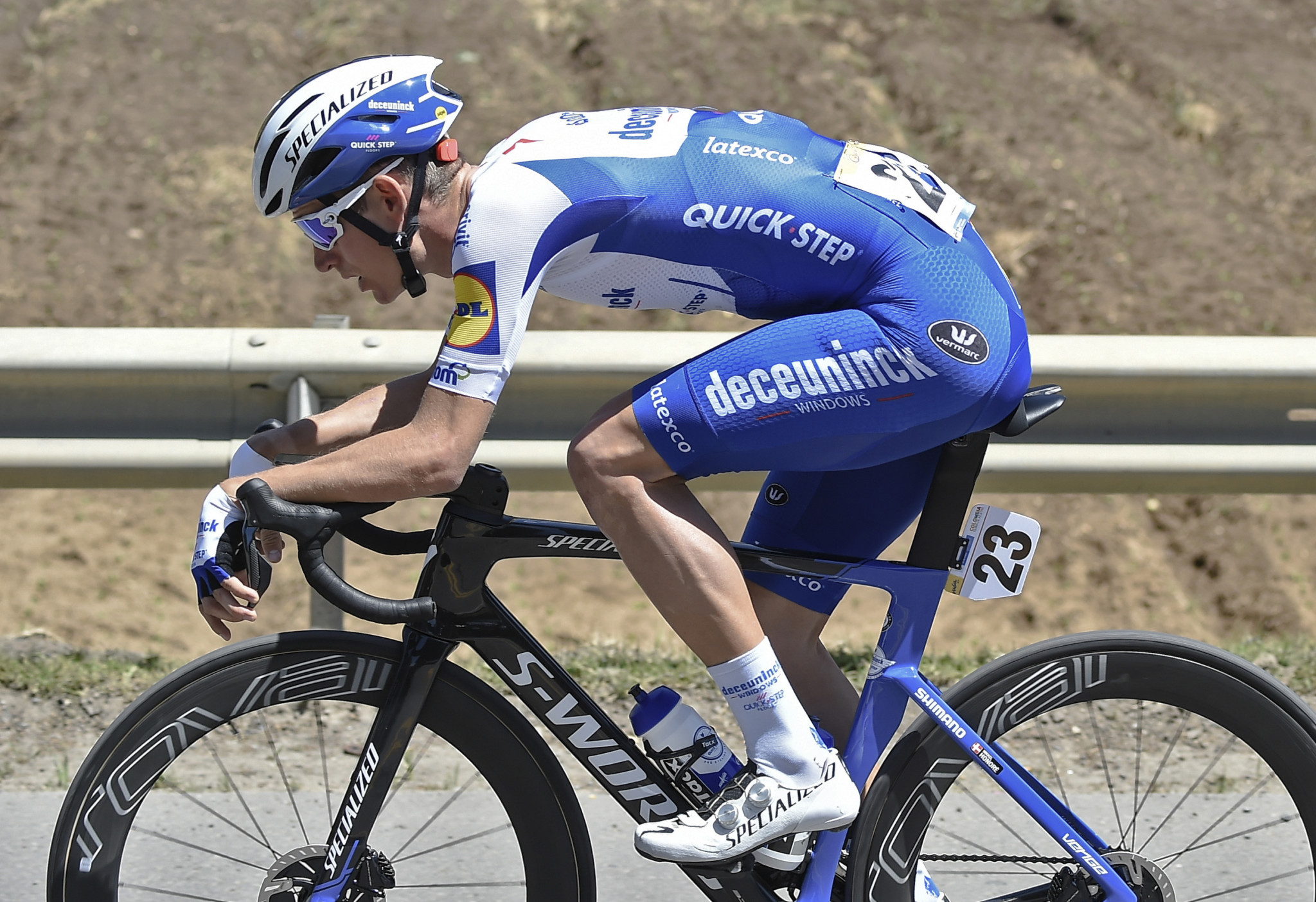Deceuninck-QuickStep enjoy one-two on fifth stage of Tour of the Basque Country