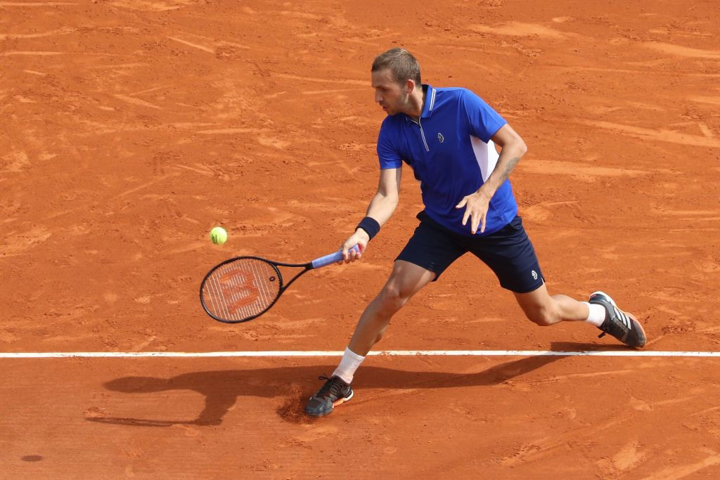 Evans stuns Djokovic in straight sets victory at Monte-Carlo Masters