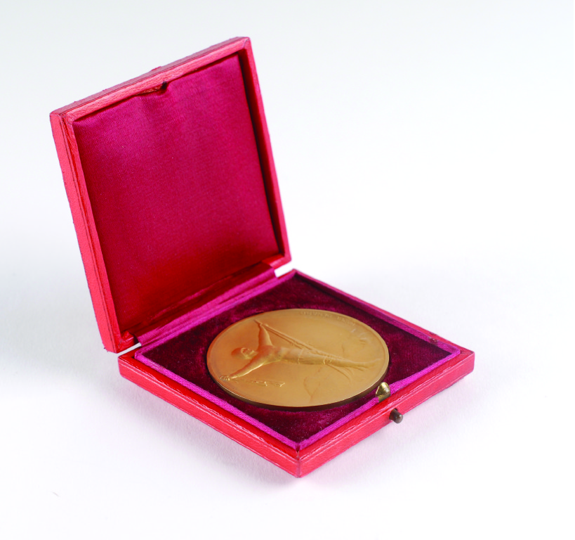 Olympic gold medal from  Chamonix 1924 raises more than $47,000