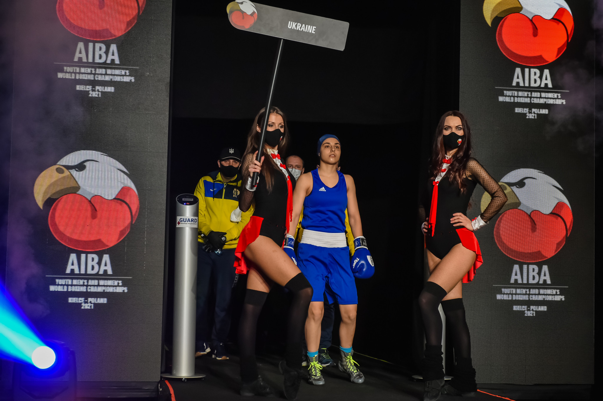 Khrystyna Lakiichuk of Ukraine enters the ring for the women's bantamweight final ©AIBA