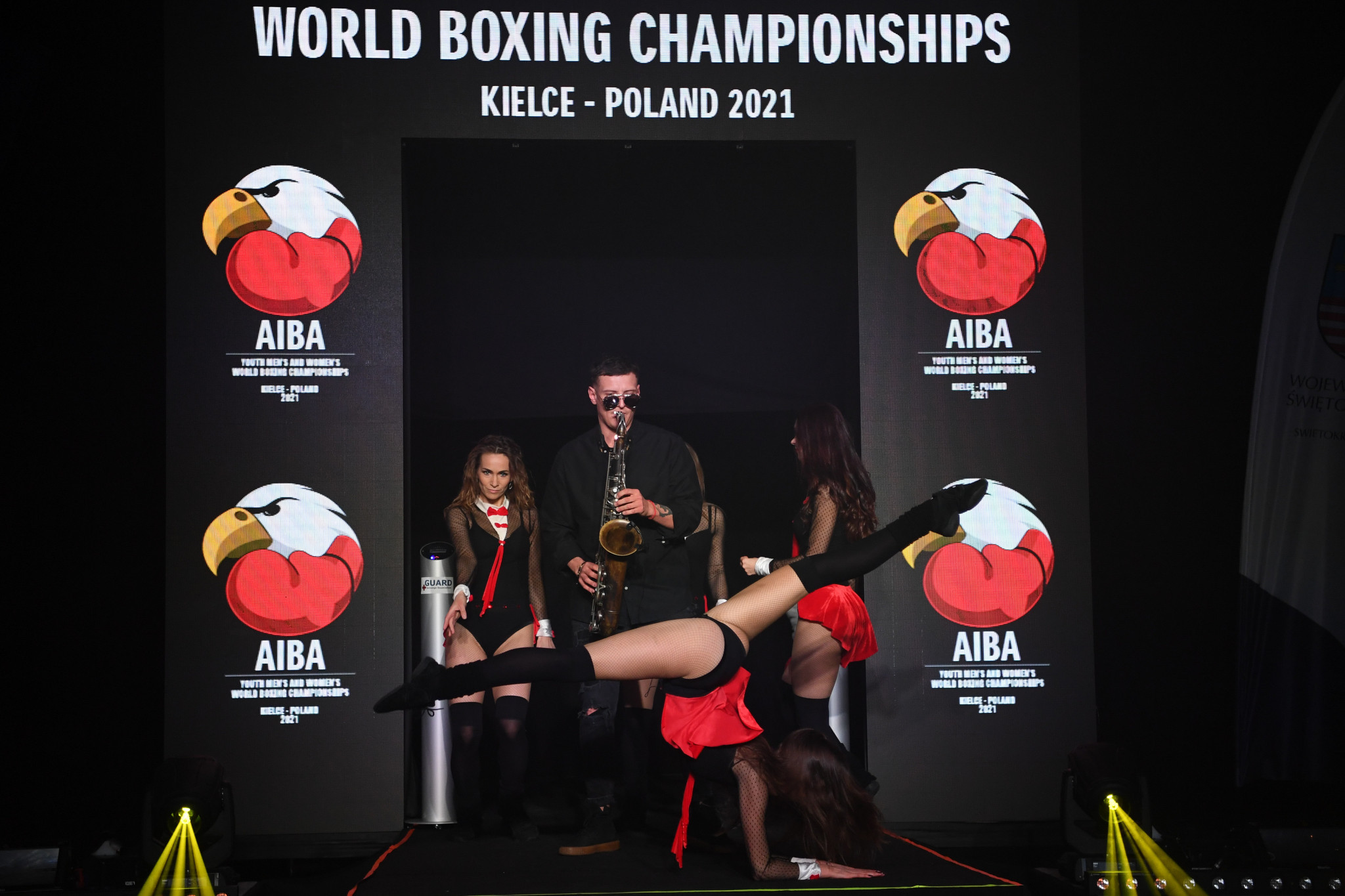 Musicians and dancers provided entertainment in Kielce alongside the fights ©AIBA
