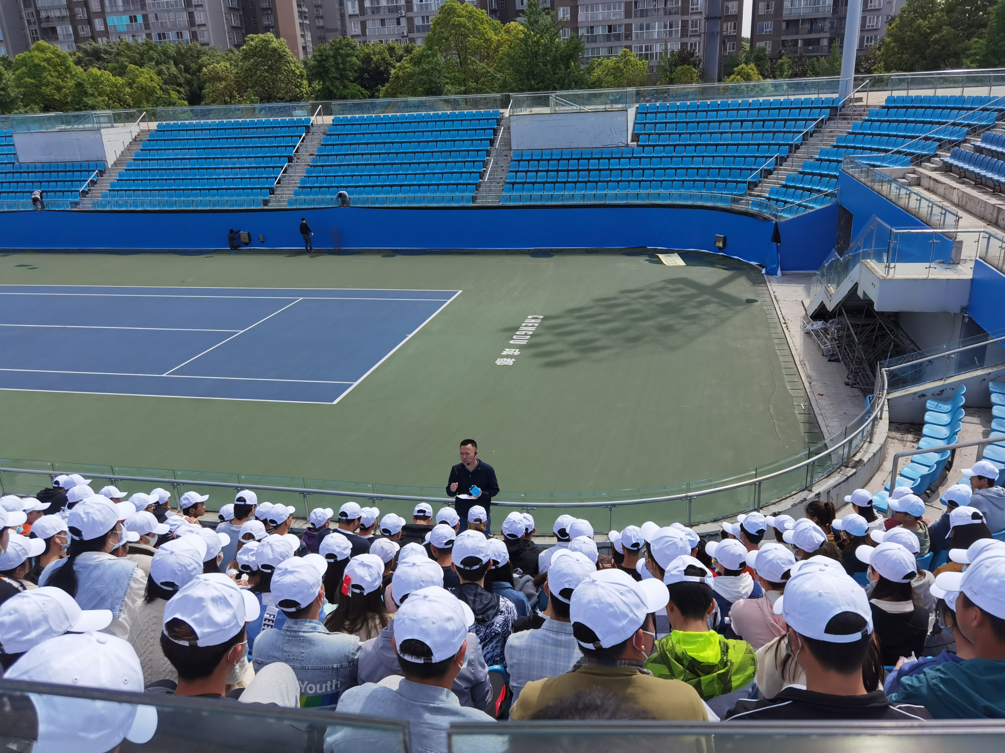 Chengdu 2021 volunteers appear for first time at local tennis event