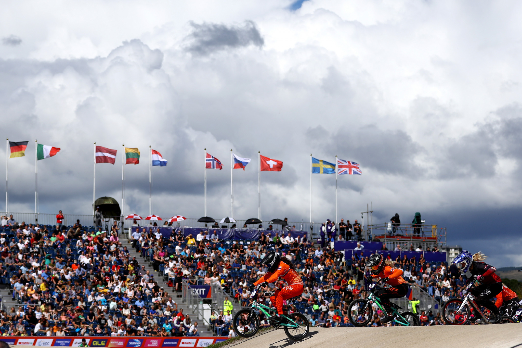 Marquart and Baauw win opening round of UCI BMX Supercross World Cup season