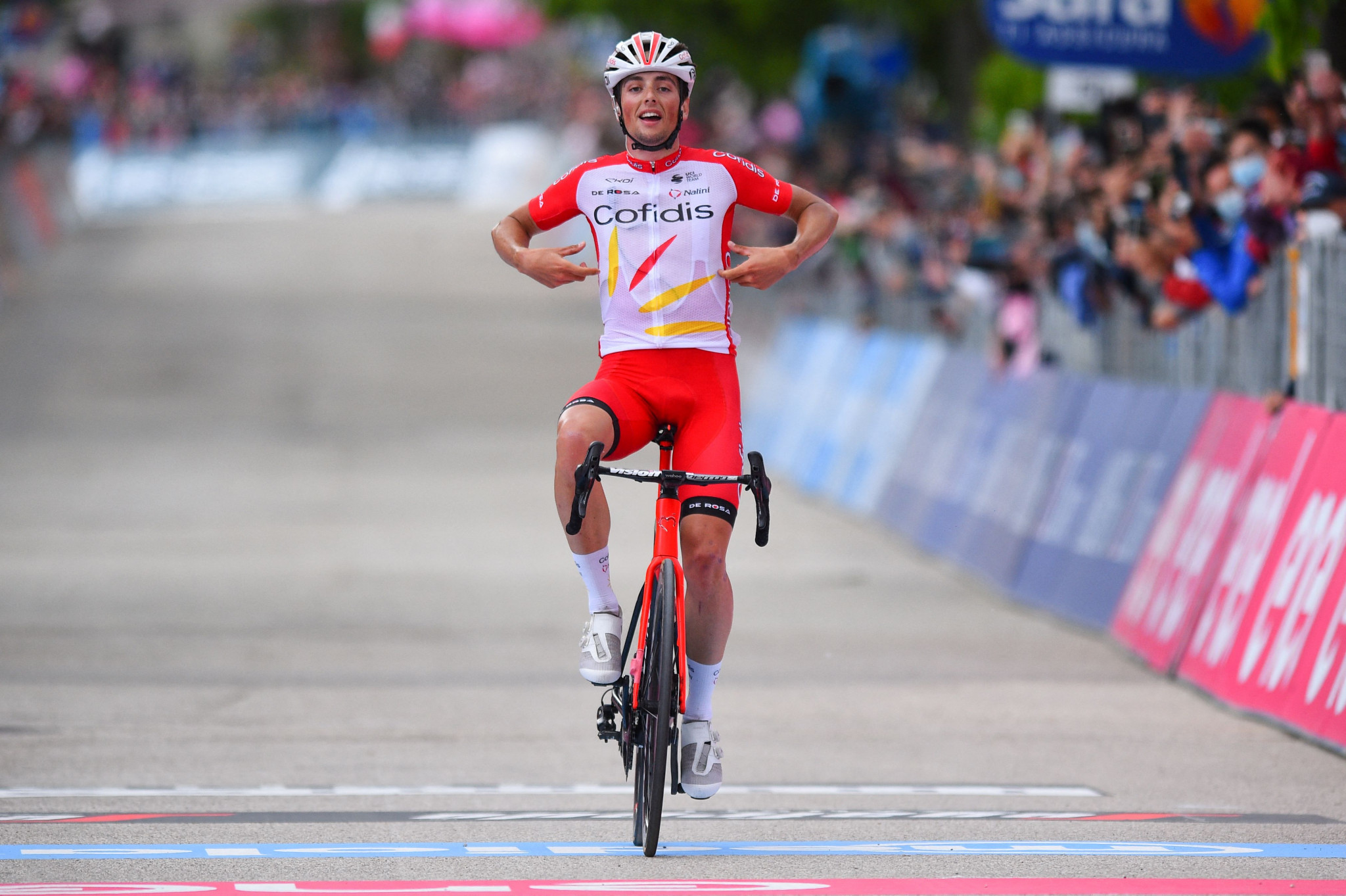 Lafay wins eighth stage of Giro d'Italia from breakaway
