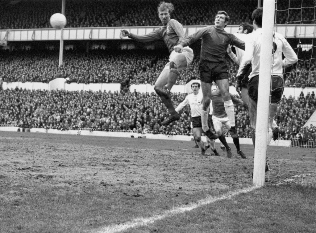 Tottenham Hotspur keeper Pat Jennings, pictured in action against Leeds United in 1969, famously scored direct from a punt out in the 1967 FA Charity Shield match against Manchester United ©Getty Images