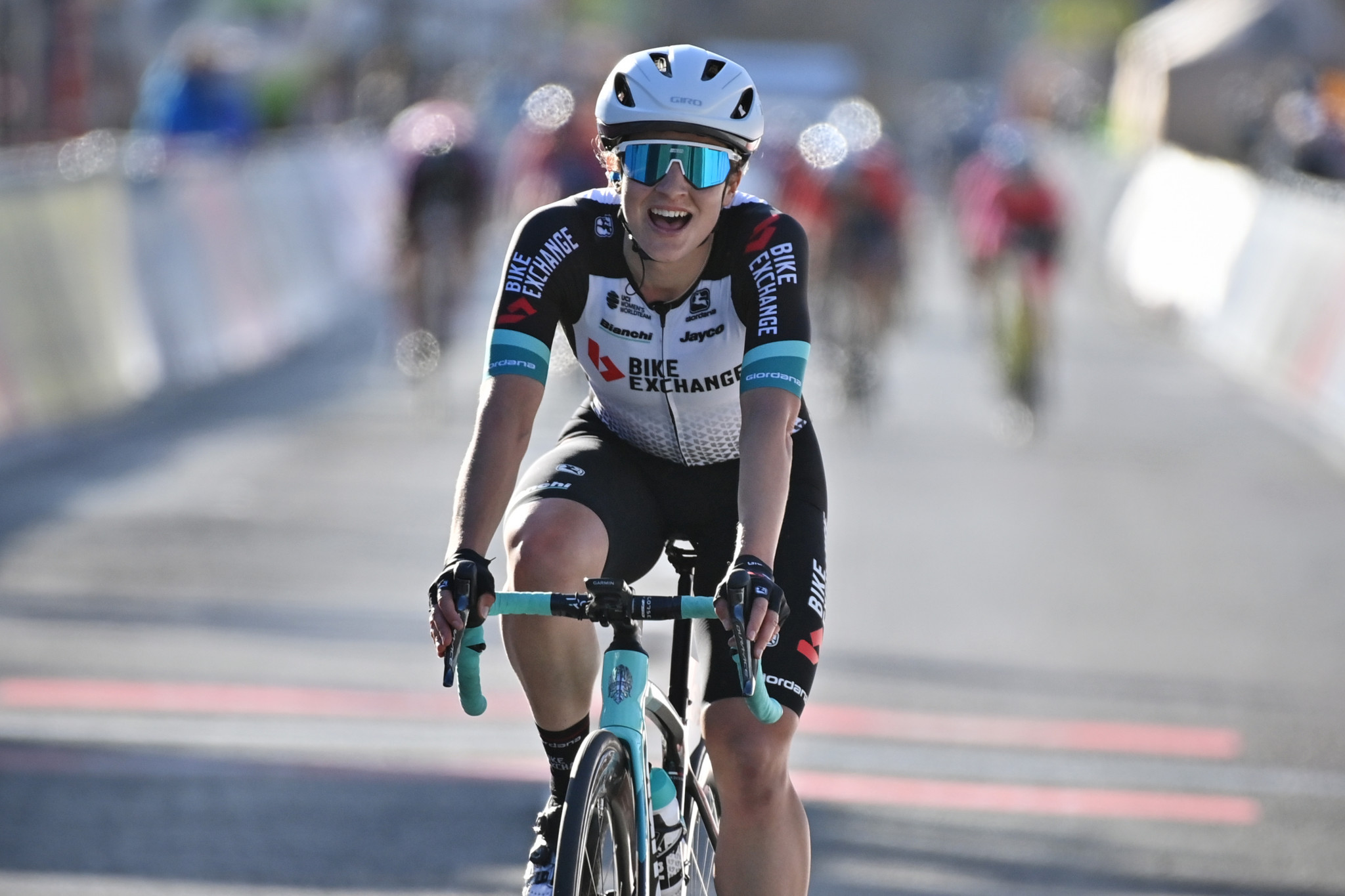 Grace Brown claimed victory in the opening stage of the Vuelta a Burgos Feminas ©Getty Images