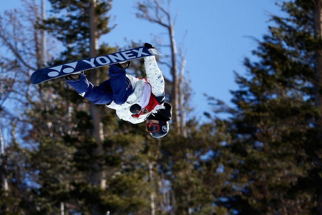 Japan's Ryō Aono held off a strong American challenge to win the men's event