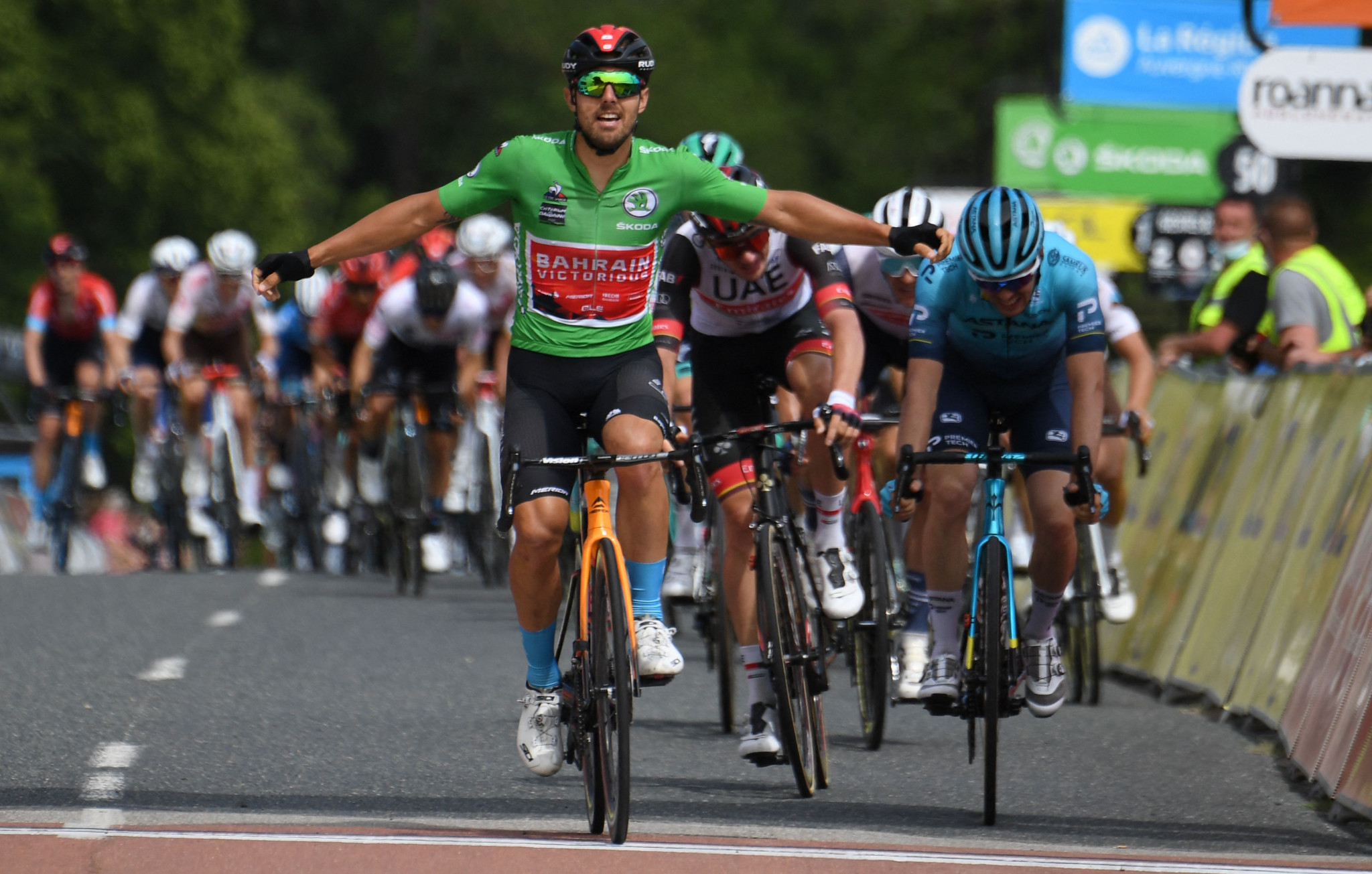 Colbrelli wins Critérium du Dauphiné stage at third attempt