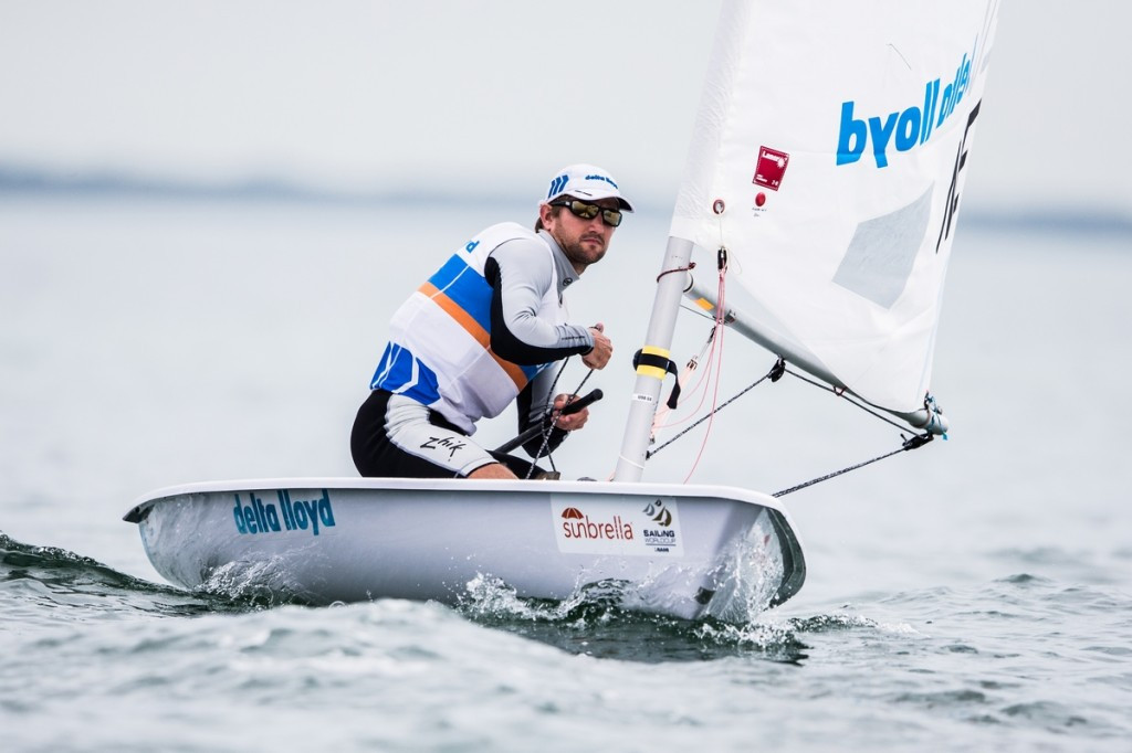 The Netherlands’ Rutger van Schaardenburg made an impressive start to the Sailing World Cup in Miami after claiming victories in the first two races in the Laser division’s yellow group ©World Sailing