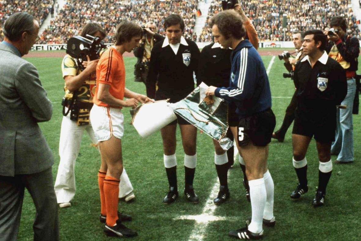 The 1974 FIFA World Cup final between West Germany and The Netherlands was the highlight of Jack Taylor's 33-year refereeing career ©Getty Images