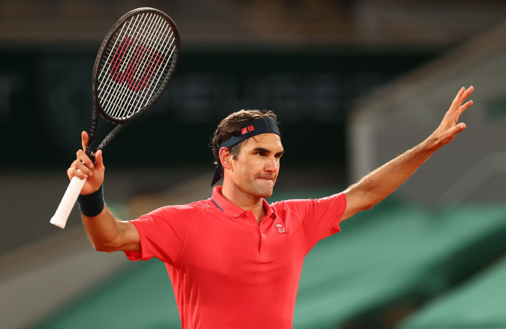 Roger Federer acknowledges a French Open third round victory over Germany's Dominik Koepfer in an empty stadium late on Saturday night before scratching from the tournament ©Getty Images