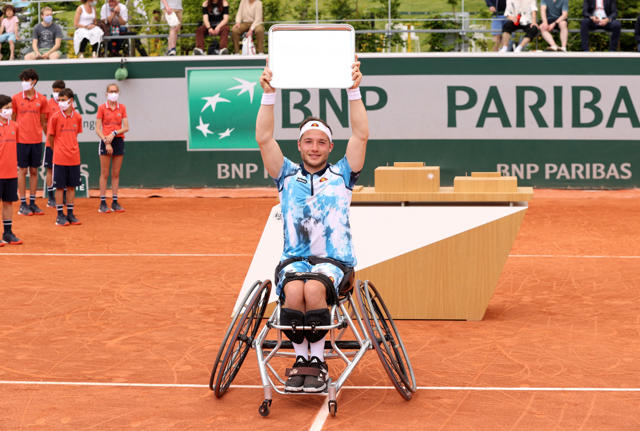 Hewett wins wheelchair men's singles title at French Open 