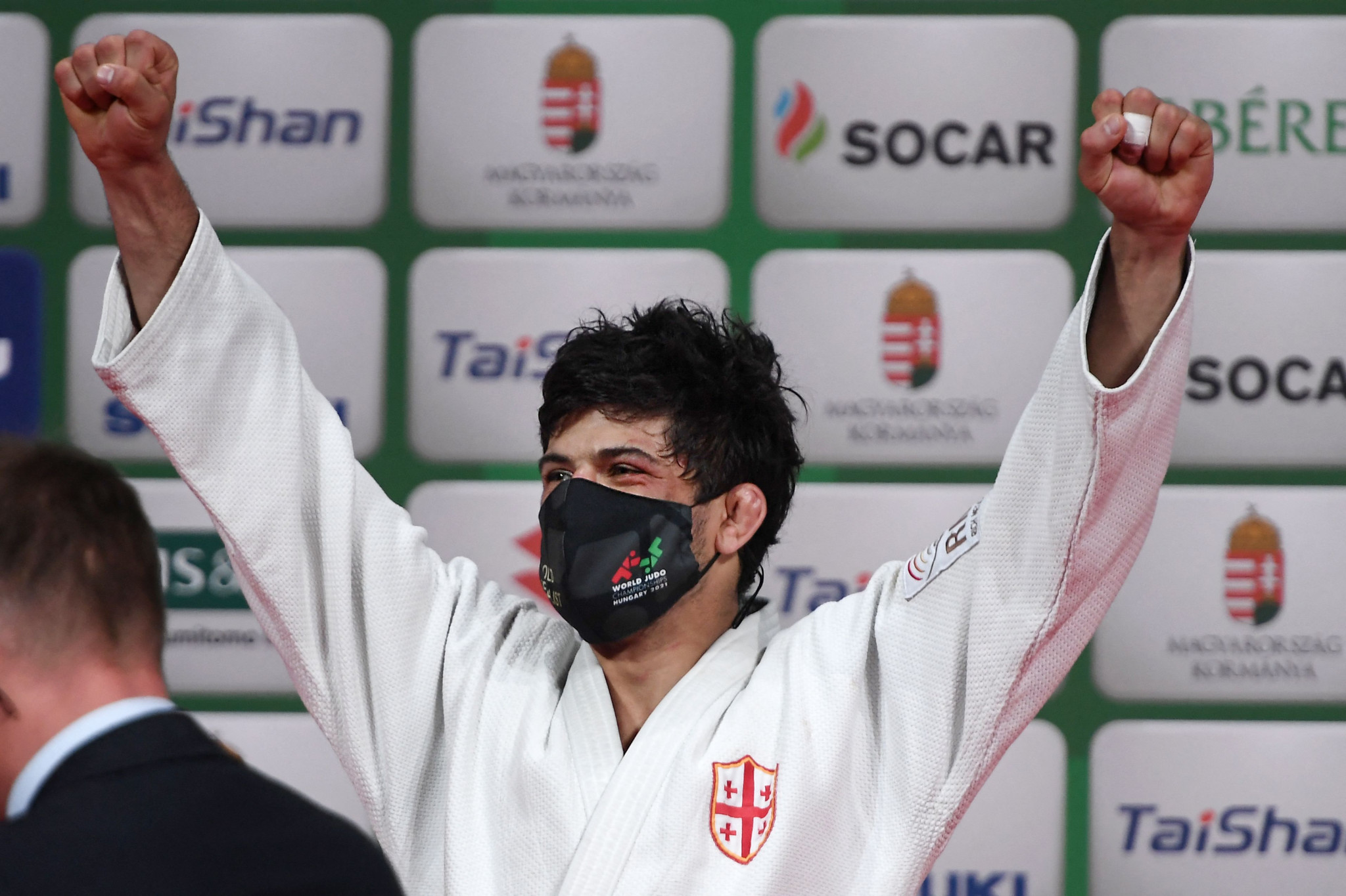 Shavdatuashvili and Klimkait become world judo champions for first time