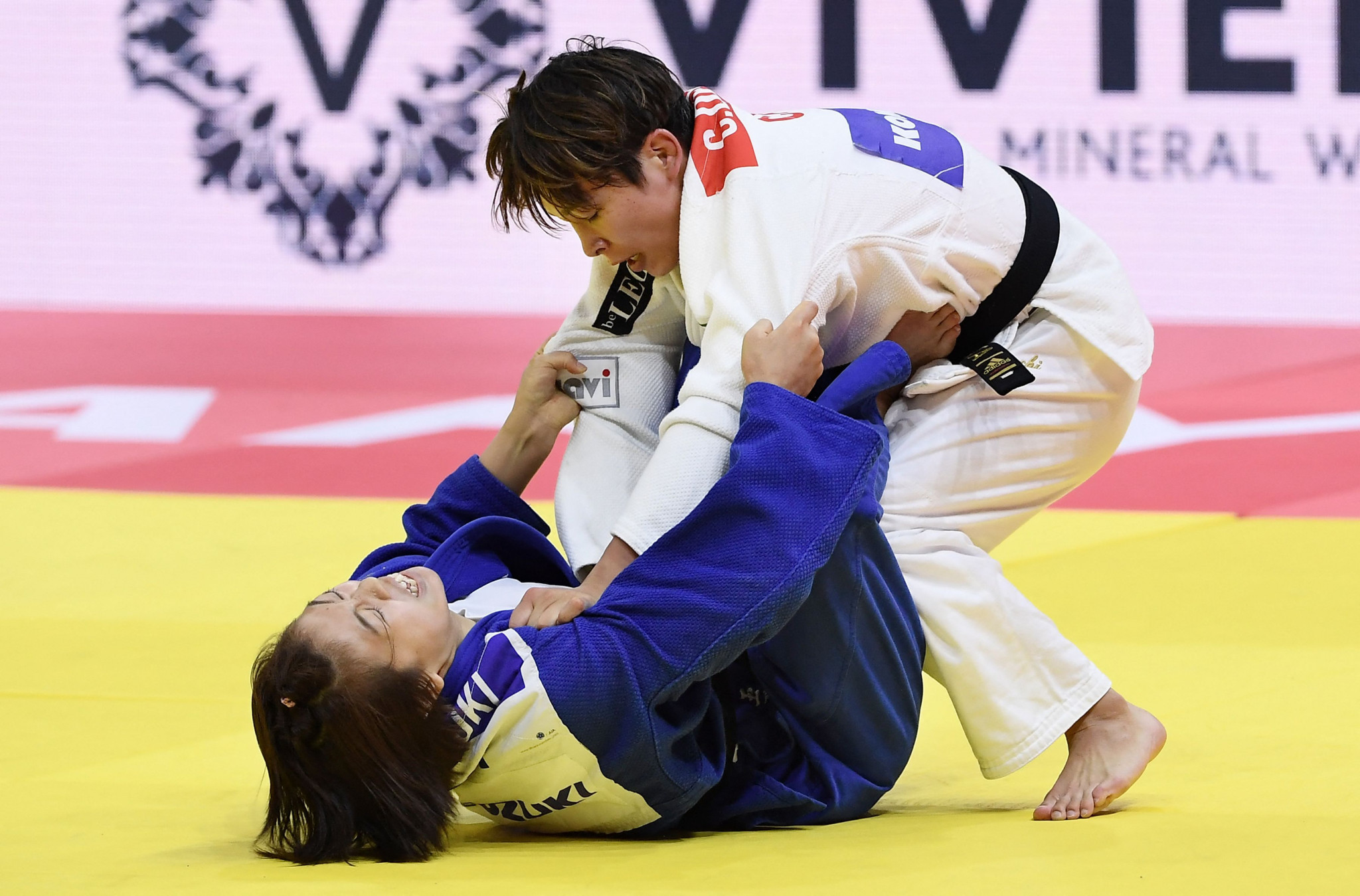 Christa Deguchi fights against Tamaoki in their semi-final ©Getty Images