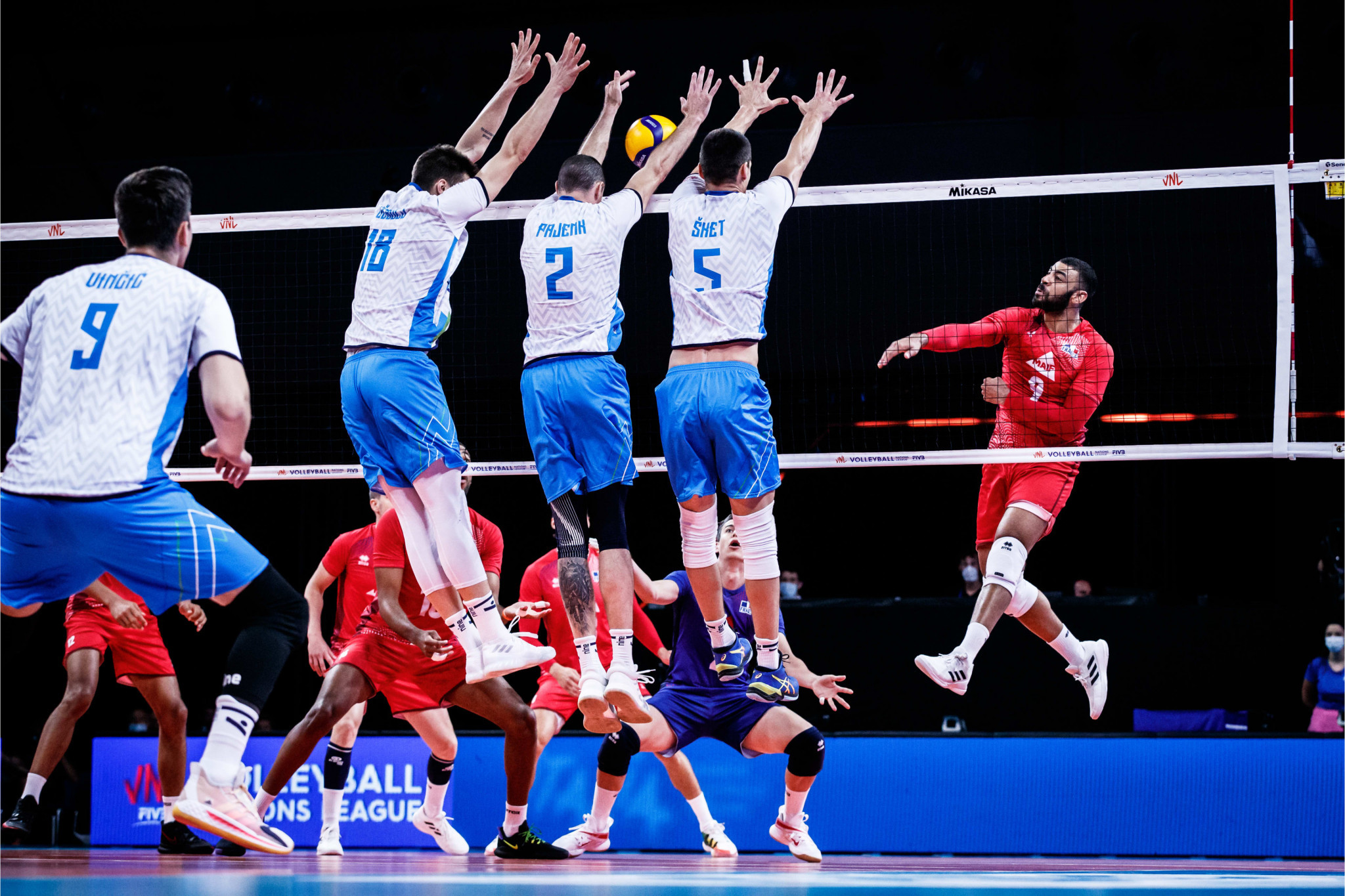 Three Argentina players banned for COVID-19 rule breaches at Volleyball Nations League
