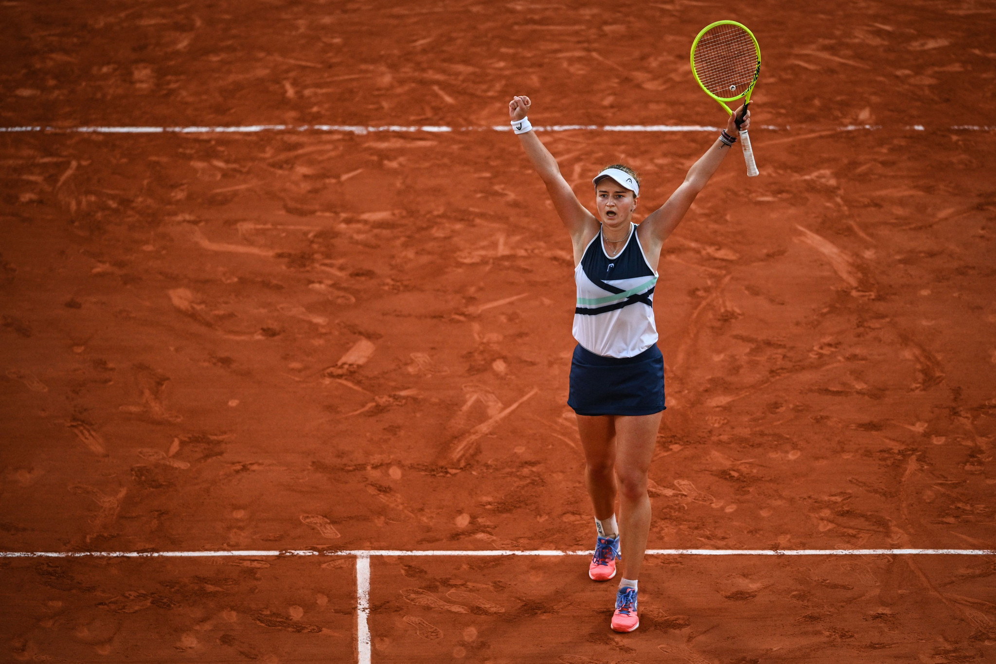 First-time semi-finalists battle it out at French Open