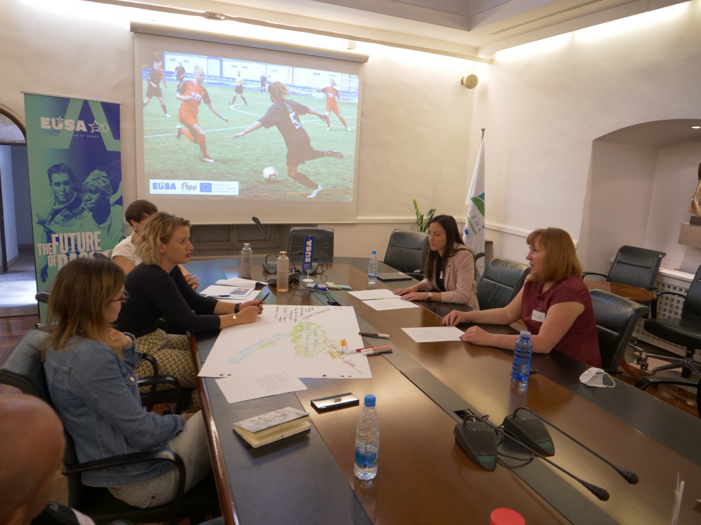 EUSA Institute hosts successful workshop focusing on women leaders in football