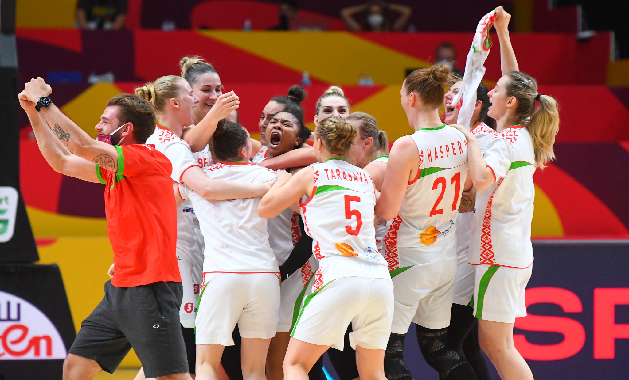 Belarus shocked Spain, with Alex Bentley's last-second bucket securing a 53-51 win ©Getty Images