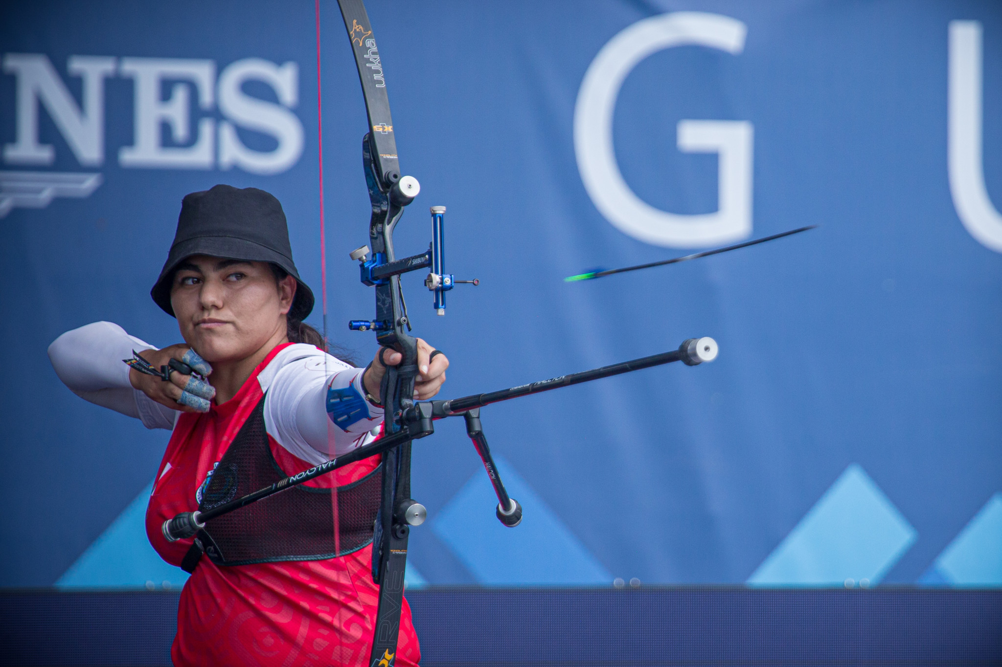 Valencia and Wieser top recurve qualification at Archery World Cup in Paris