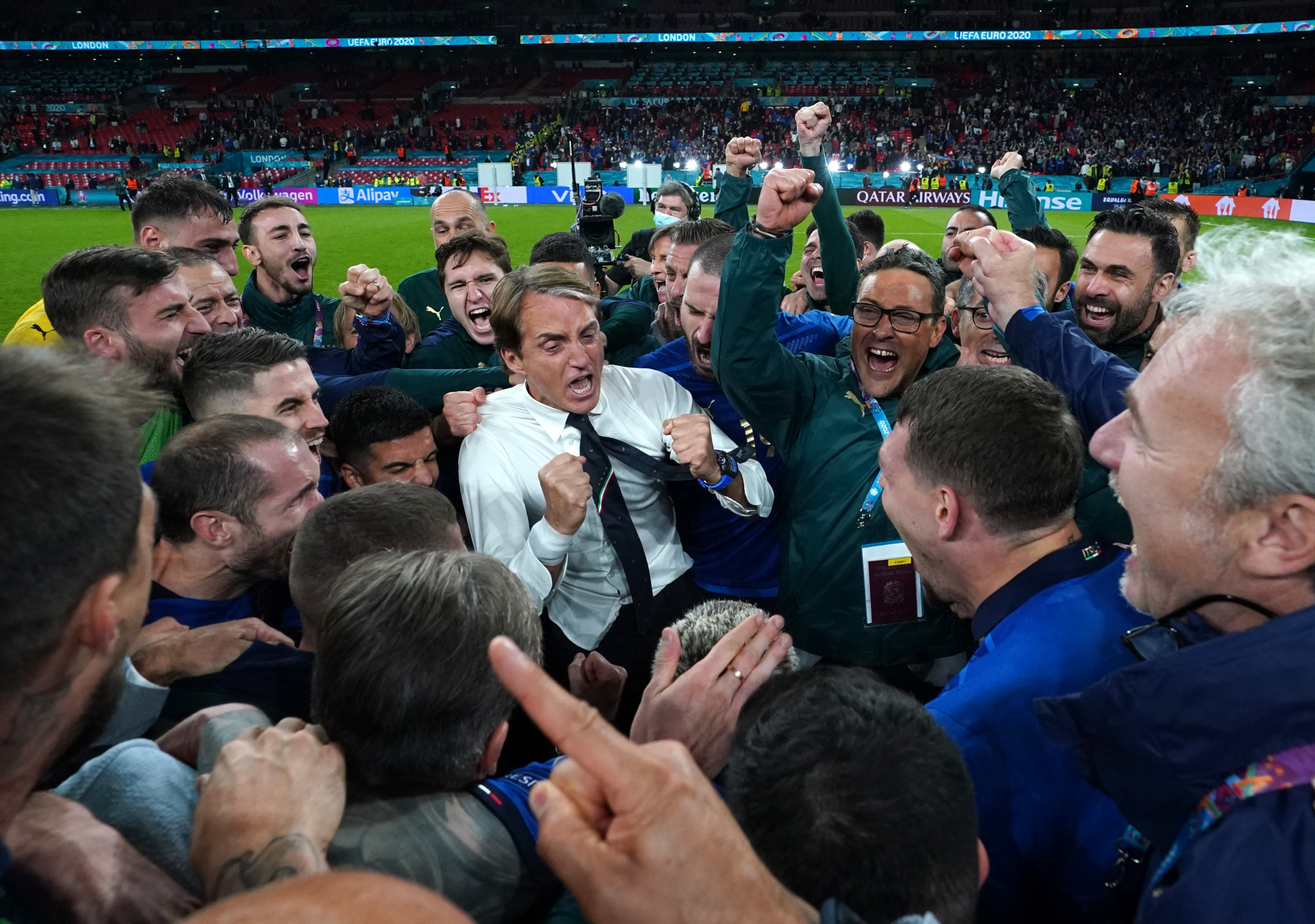 Italy boss Roberto Mancini will be looking to extend his side's superb run of form with victory at Wembley tomorrow ©Getty Images