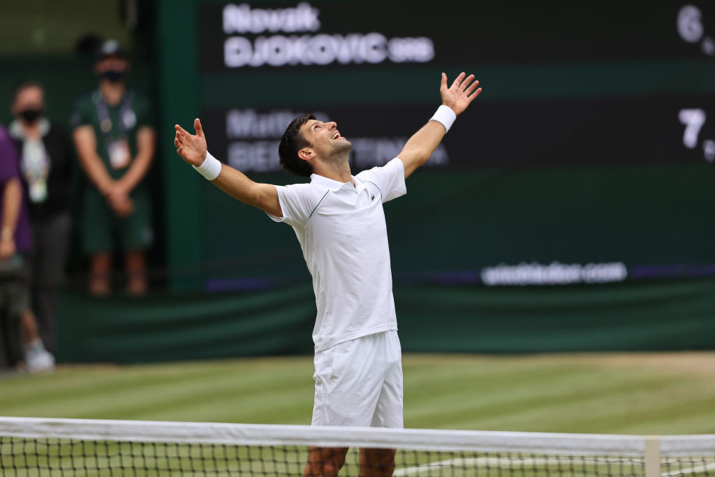 Novak Djokovic celebrates his sixth Wimbledon title and 20th Grand Slam win ©Getty Images