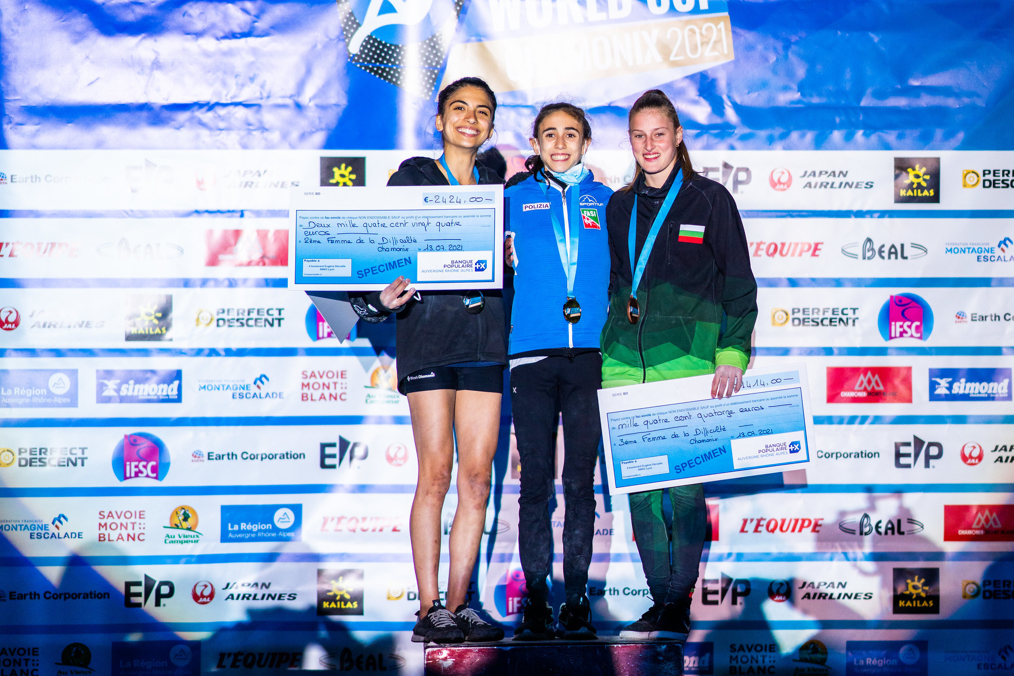 Laura Rogora, centre, topped a youthful women's podium in Chamonix ©IFSC/Daniel Gajda