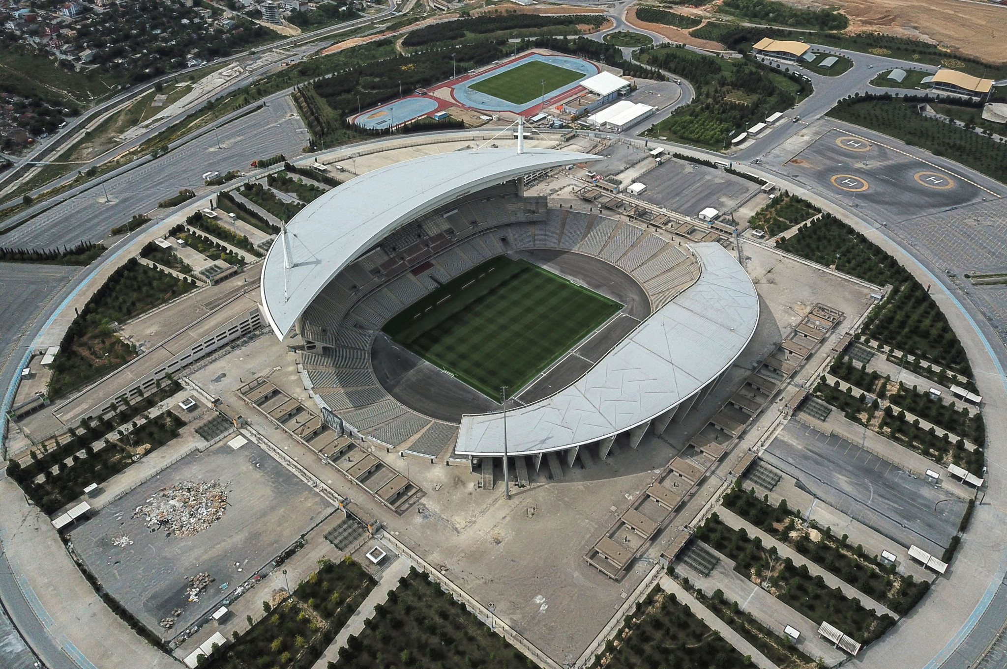 The Atatürk Olympic Stadium, which was originally built for Istanbul's failed bid for the 2008 Olympic Games, could be the focal point of a 2036 attempt © Getty Images