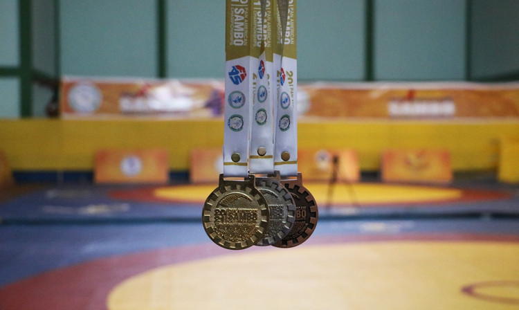 Twelve gold medals were decided on day one of the event ©FIAS